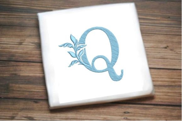 A Designer's Review: Letter Q Beautiful Monogram for Seasonal Product Magic